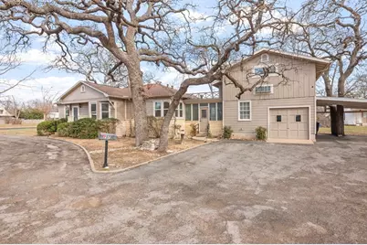 707 N Milam St, Fredericksburg, TX 78624 - Photo 6