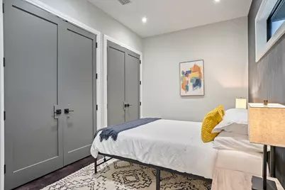 106 E College St, Fredericksburg, TX 78624 - Photo 24