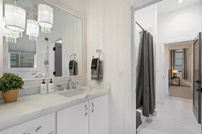 106 E College St, Fredericksburg, TX 78624 - Photo 18