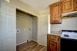 2910 Memorial Blvd, Kerrville, TX 78028 - Photo 8