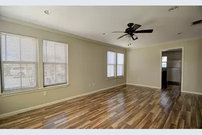 2910 Memorial Blvd, Kerrville, TX 78028 - Photo 2