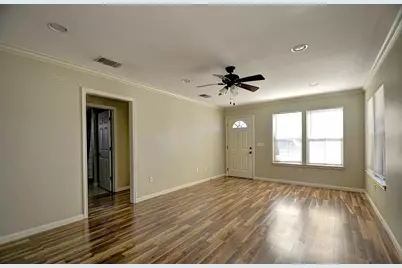 2910 Memorial Blvd, Kerrville, TX 78028 - Photo 4