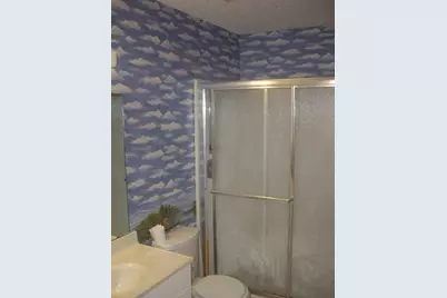 206 W Glenmoor Dr, Fredericksburg, TX 78624 - Photo 10