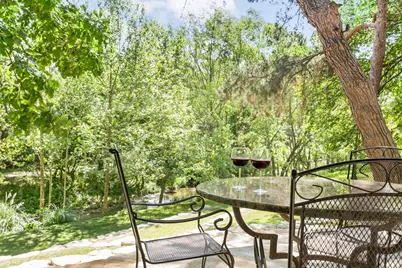 105 E Creek St, Fredericksburg, TX 78624 - Photo 4