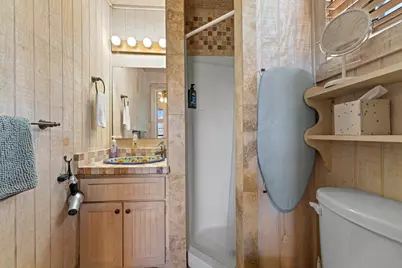 105 E Creek St, Fredericksburg, TX 78624 - Photo 36