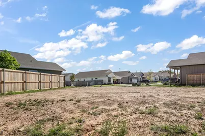 501 Mooney Lane, Fredericksburg, TX 78624 - Photo 2