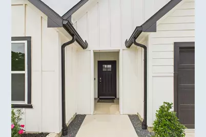 724 Grace Ln, Fredericksburg, TX 78624 - Photo 2