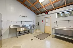 208 Danos Rd, Fredericksburg, TX 78624 - Photo 22