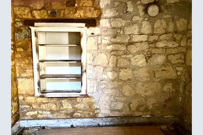 602 W Austin St, Fredericksburg, TX 78624 - Photo 12