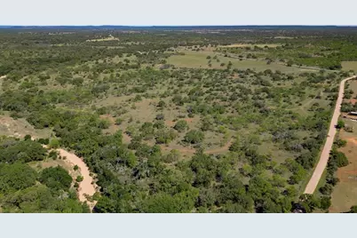 000 N County Rd 402, Llano, TX 78643 - Photo 2