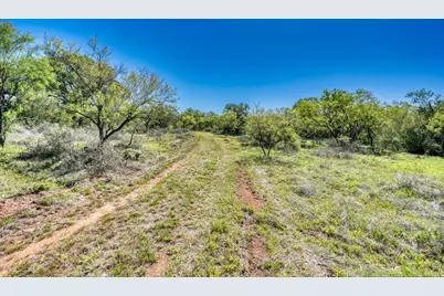 000 N County Rd 402, Llano, TX 78643 - Photo 20
