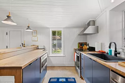 223 W Creek St, Fredericksburg, TX 78624 - Photo 14