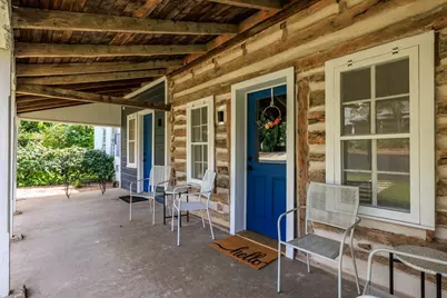 223 W Creek St, Fredericksburg, TX 78624 - Photo 4