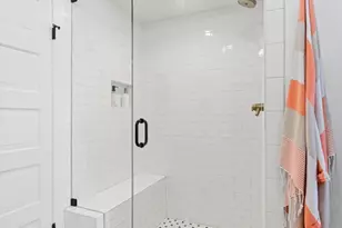 223 W Creek St, Fredericksburg, TX 78624 - Photo 20