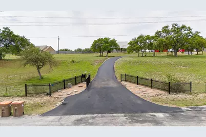 1770 Logans Way, Blanco, TX 78606 - Photo 4