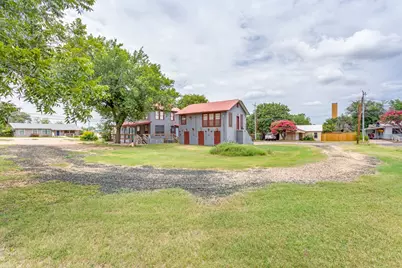 1600 Ford St, Llano, TX 78643 - Photo 4