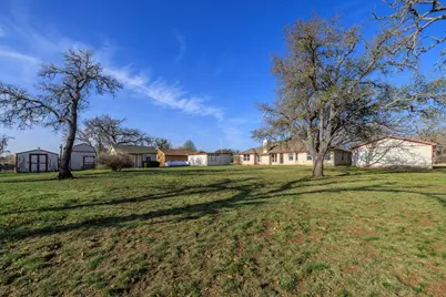 134 Bobbie Lynn St, Harper, TX 78631 - Photo 32