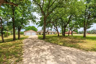 134 Bobbie Lynn St, Harper, TX 78631 - Photo 4