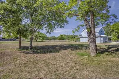 117 Settlement Dr, Fredericksburg, TX 78624 - Photo 6