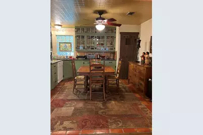 516 W Creek St, Fredericksburg, TX 78624 - Photo 12