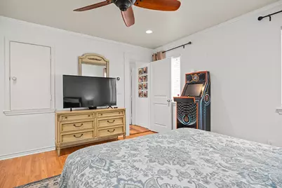 206 W Burbank St, Fredericksburg, TX 78624 - Photo 38