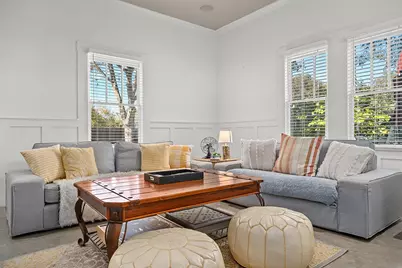 206 W Burbank St, Fredericksburg, TX 78624 - Photo 24