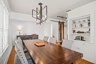 206 W Burbank St, Fredericksburg, TX 78624 - Photo 8