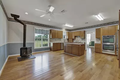 82 Bell Mountain Rd, Willow City, TX 78675 - Photo 10