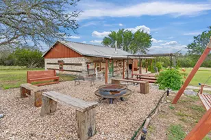 5996 Ranch Rd 1376, Fredericksburg, TX 78624 - Photo 32