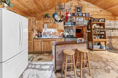 5996 Ranch Rd 1376, Fredericksburg, TX 78624 - Photo 6