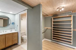 305 N Elk St, Fredericksburg, TX 78624 - Photo 12