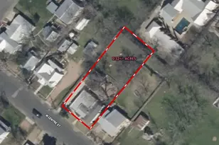 108 W Centre St, Fredericksburg, TX 78624 - Photo 24