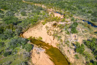 000 County Rd 102, Llano, TX 78643 - Photo 30