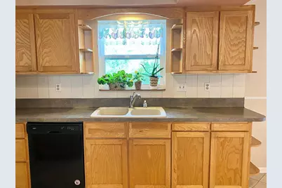 1206 Crenwelge Dr, Fredericksburg, TX 78624 - Photo 12