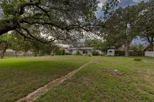 1206 Crenwelge Dr, Fredericksburg, TX 78624 - Photo 30