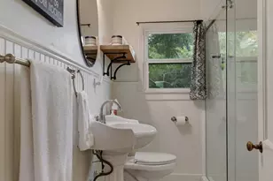 305 S Bowie, Fredericksburg, TX 78624 - Photo 16