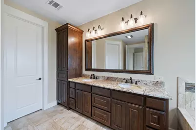 328 E Distant View Dr, Fredericksburg, TX 78624 - Photo 16