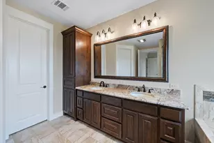 328 E Distant View Dr, Fredericksburg, TX 78624 - Photo 16