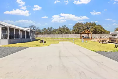 5386 Ranch Rd 1376, Fredericksburg, TX 78624 - Photo 2