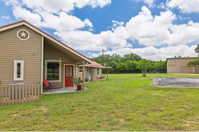 479 Park Rd 23, Blanco, TX 78060 - Photo 20