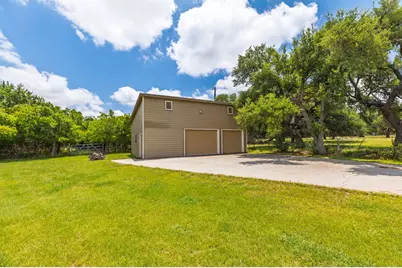 479 Park Rd 23, Blanco, TX 78060 - Photo 18