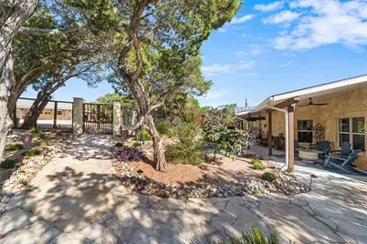 667 W Ranch Rim Rd, Hunt, TX 78025 - Photo 12