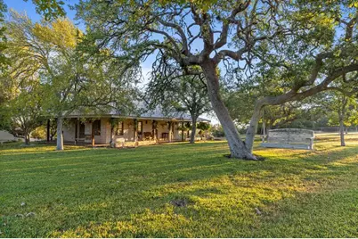 556 Cliff View Loop, Harper, TX 78631 - Photo 60