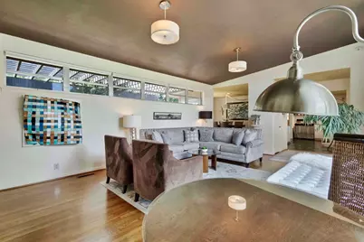 207 Walnut St, Fredericksburg, TX 78624 - Photo 10