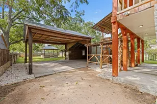 313 W Hackberry, Fredericksburg, TX 78624 - Photo 24