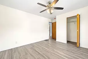 313 W Hackberry, Fredericksburg, TX 78624 - Photo 18