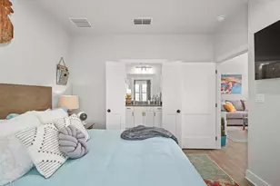 930 S Eagle St, Fredericksburg, TX 78624 - Photo 12