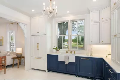 420 S Milam St, Fredericksburg, TX 78624 - Photo 6