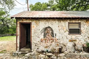 1218 Oakwood Loop, Wimberley, TX 78676 - Photo 36