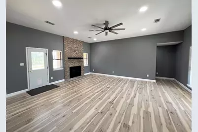 5078 Friedrich Rd, Fredericksburg, TX 78624 - Photo 10